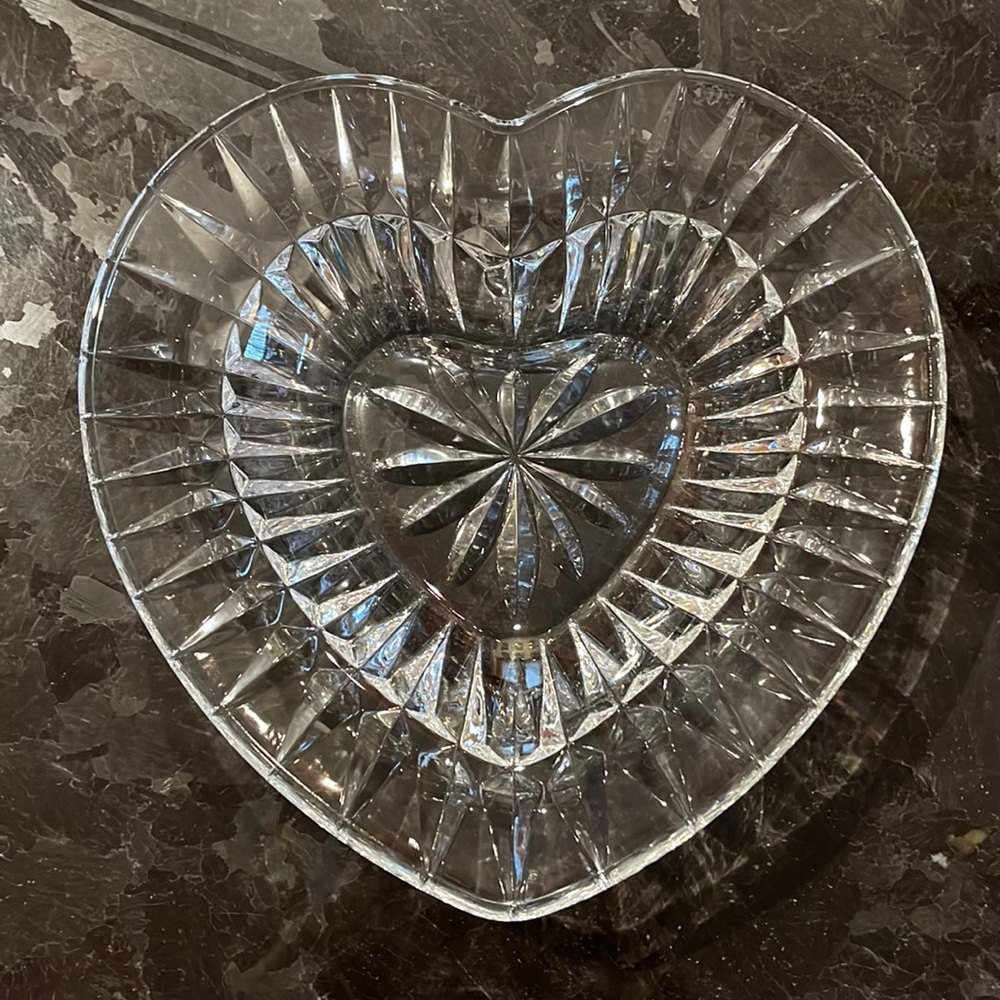 Mikasa heart bowl